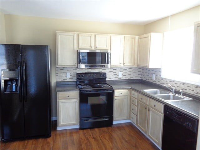 Building Photo - 13104 Young Fawn Ct
