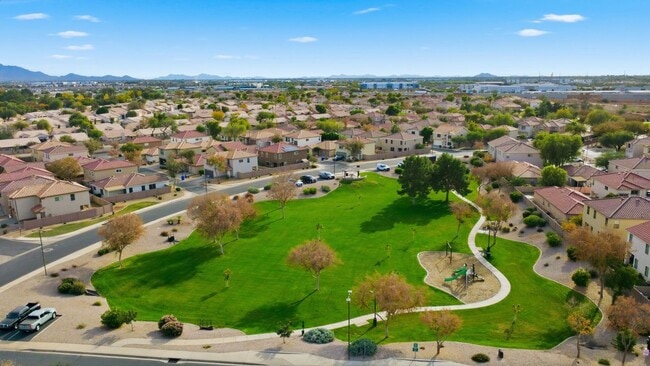 Building Photo - Quiet Cul-De-Sac Living in the Heart of Chandler