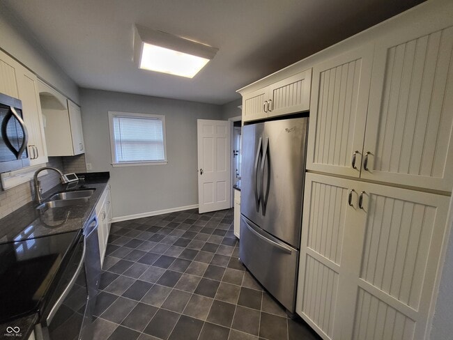 Building Photo - 6191 Crittenden Ave