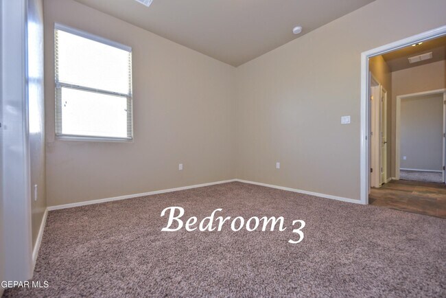 Building Photo - 270 Silver Hill