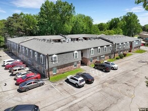 Building Photo - 421 Poplar Level Ct