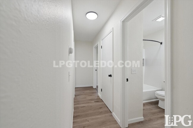 Building Photo - 4209 Penelope Dr