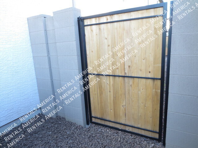 Building Photo - 2417 N 73rd Dr