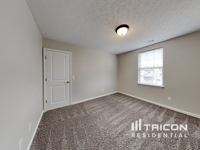 Building Photo - 218 Annapolis Bend Cir