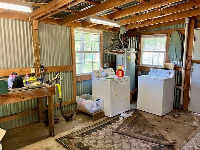 Building Photo - 708 Avenue S