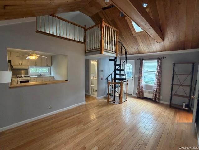 Building Photo - 522 Main St