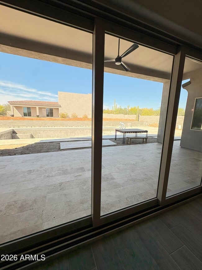 Building Photo - 6896 E Lomas Verdes Dr