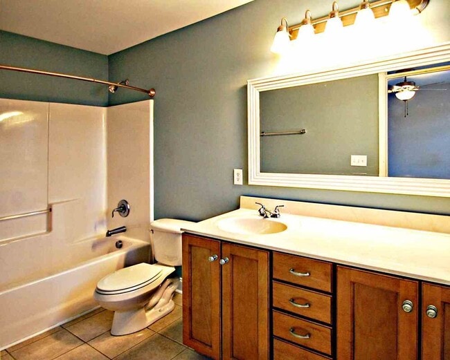 Building Photo - 94 Rowse Dr