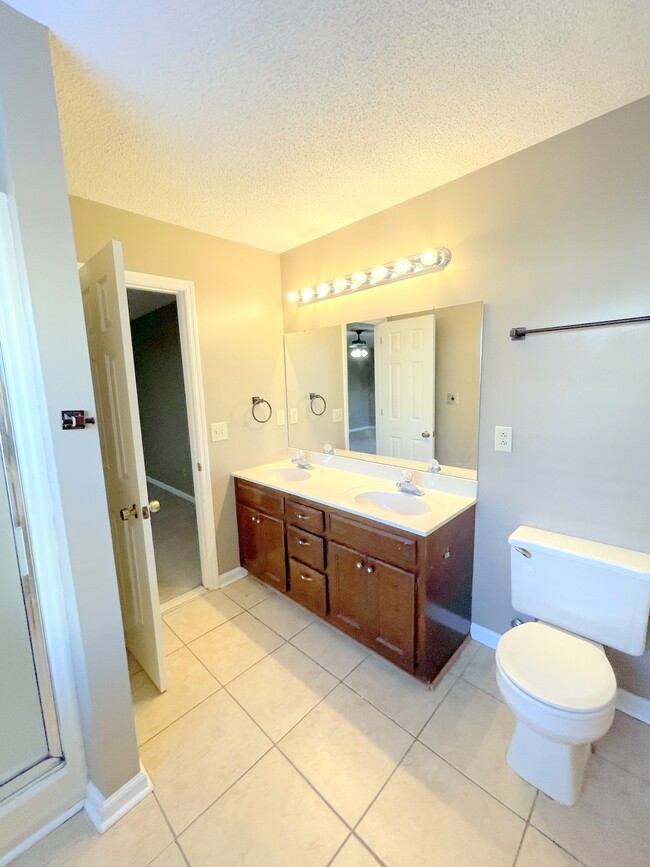 Building Photo - 6930 Steeplechase Dr NW