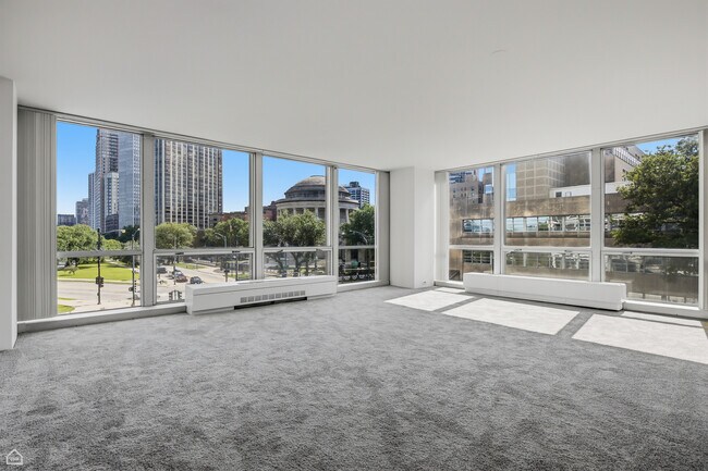 Building Photo - 340 W Diversey Pkwy