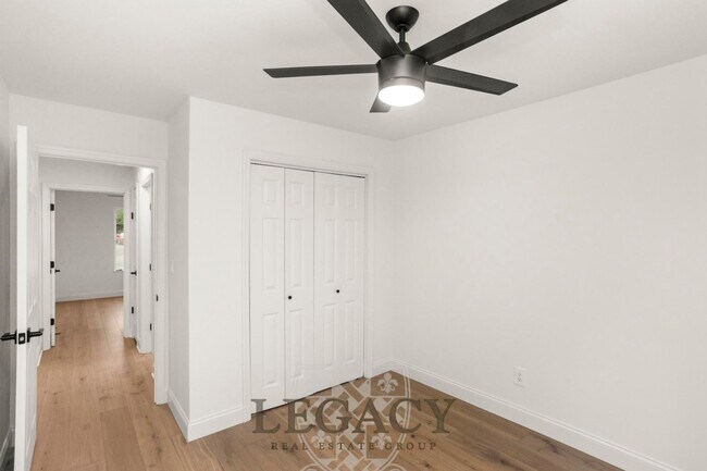 Building Photo - 100 Sadler Ct