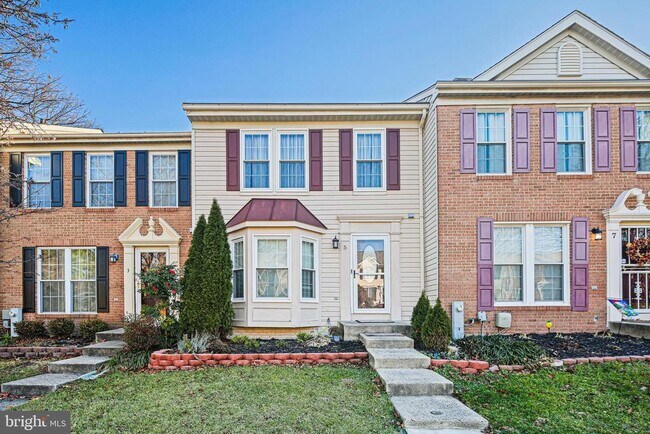 Building Photo - 5 Brantwood Ct
