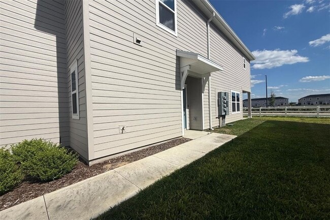 Building Photo - 4939 SW 81st Lp