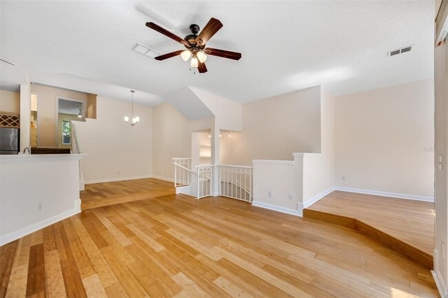 Building Photo - 755 Mainsail Dr