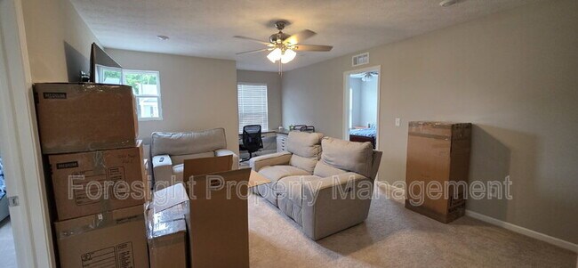 Building Photo - 653 Mill Stone Dr