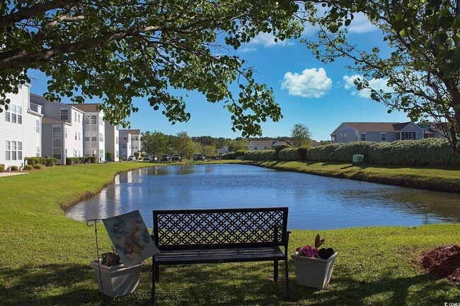 Building Photo - 2269J Essex Dr