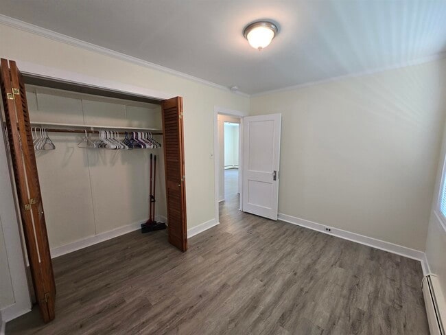 Building Photo - 30 Halstead St