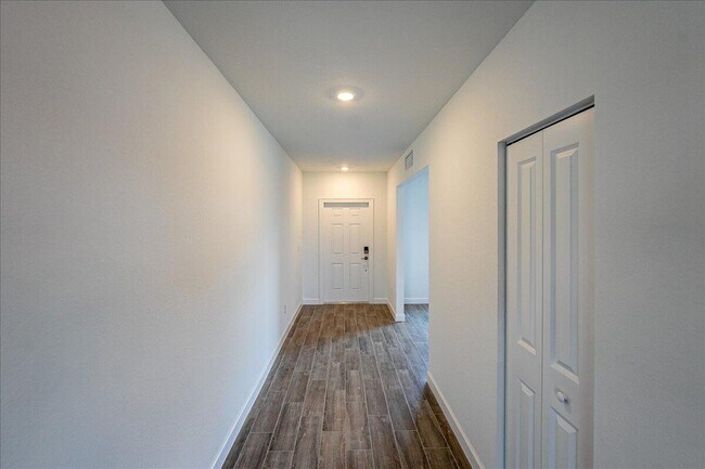 Building Photo - 6354 Windwood Wy