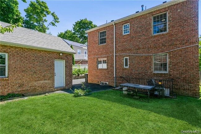 Building Photo - 39 Croydon Rd