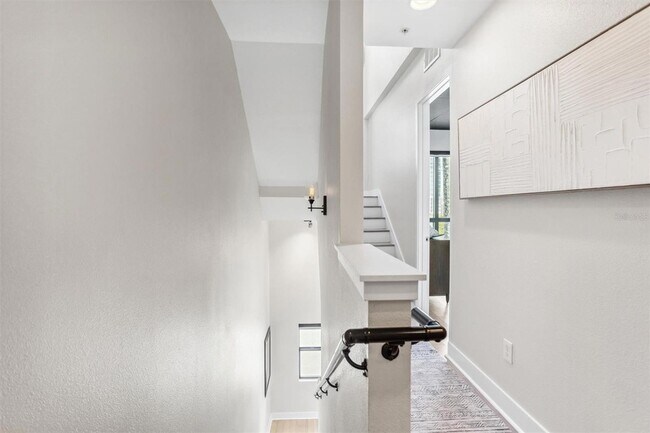 Building Photo - 810 2nd Ave N