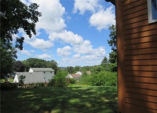 Building Photo - 48 Bellevue Ave