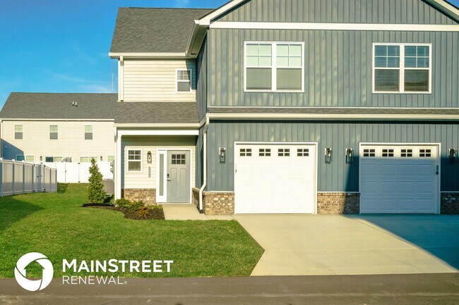 Building Photo - 2053 N Sarah Dr