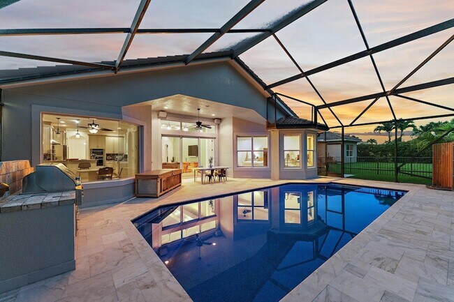 Building Photo - 236 Carina Dr