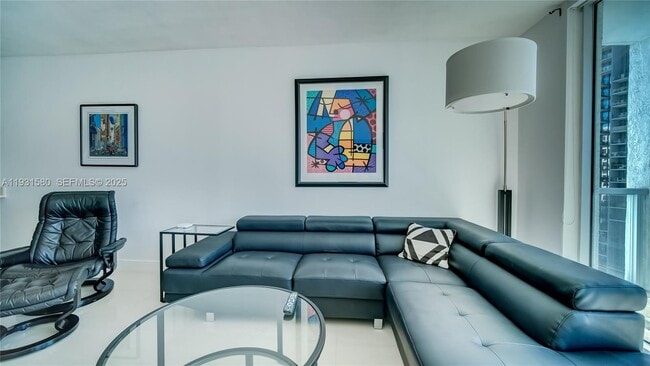 Building Photo - 55 SE 6th St