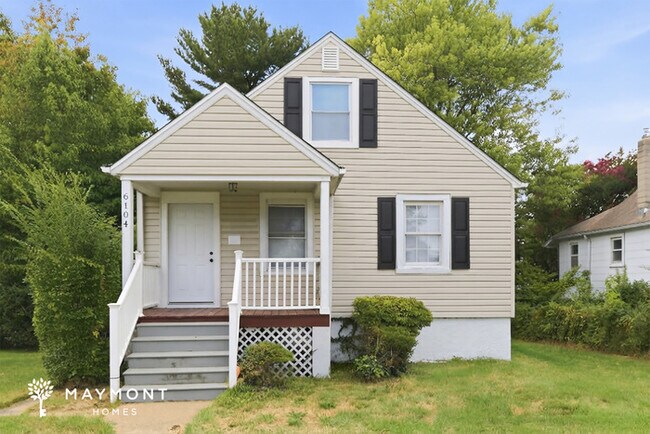 Building Photo - Spacious 3-Bedroom Baltimore Home