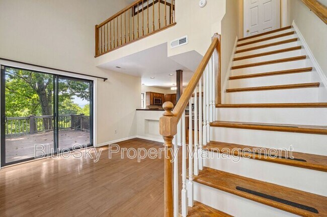 Building Photo - 1676 Royal Oak Ct