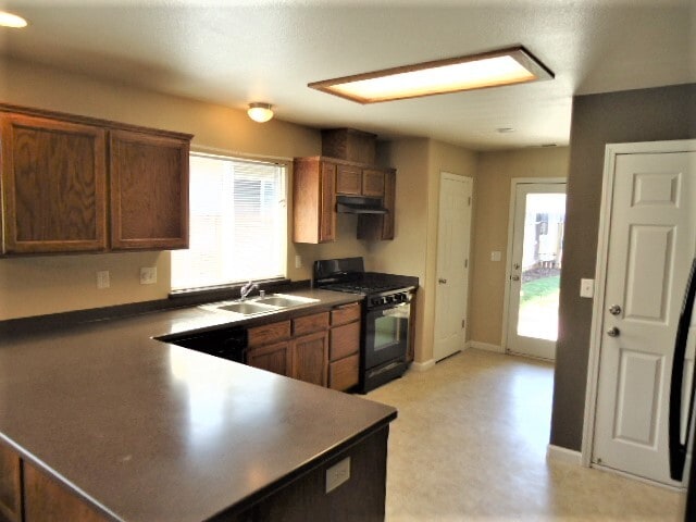 Building Photo - 577 E Eaton Rd