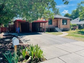 Building Photo - 420 E 500 S