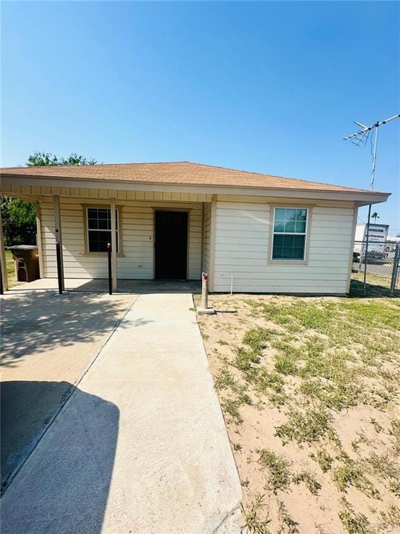 Building Photo - 1225 E Cano St