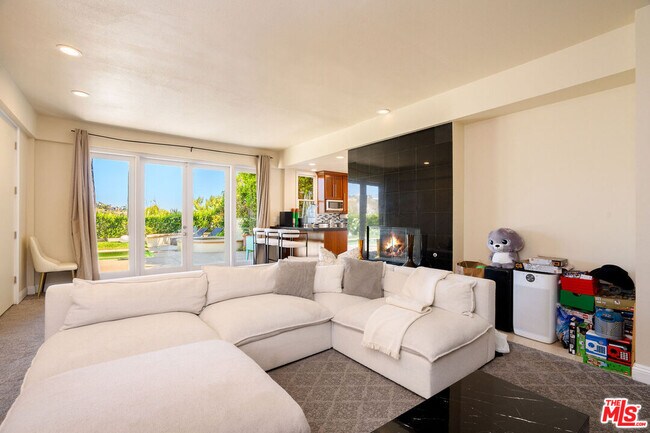 Building Photo - 24907 Marbella Ct