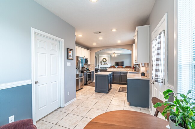 Building Photo - 15007 Wildberry Creek Ct