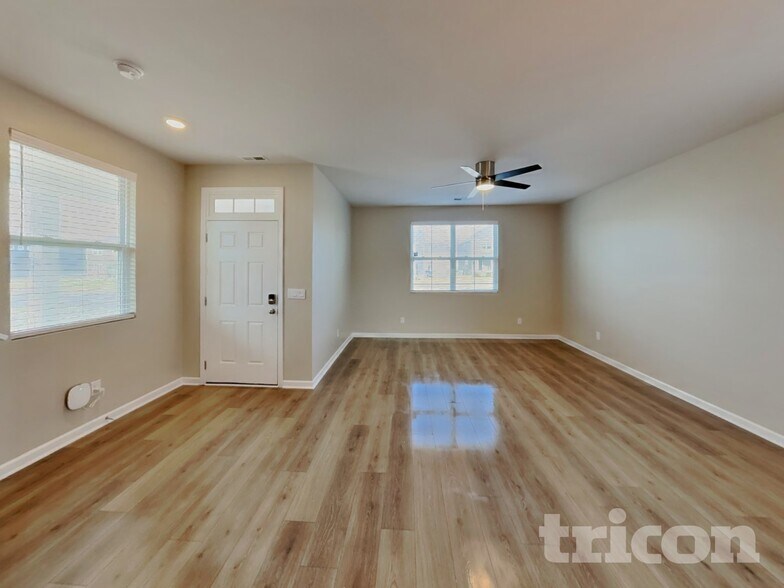 Building Photo - 1406 Ashfield Pl