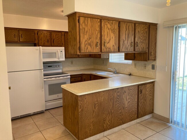 Building Photo - 4327 S 700 W