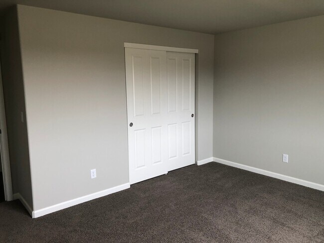 Building Photo - Home in NW Redmond Fieldstone Crossing