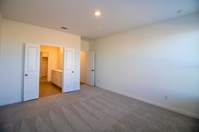 Building Photo - 5128 McKittrick