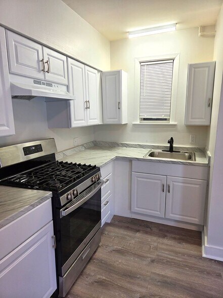 Building Photo - 91-99 Ives Street