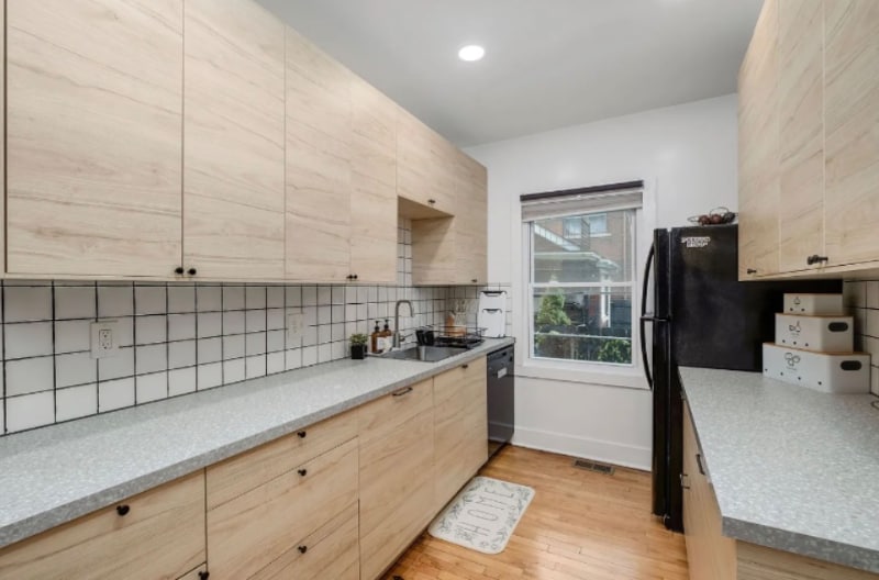 Building Photo - 1600 Central St