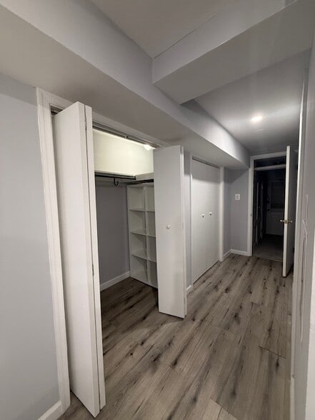 Building Photo - 219 9th St SE