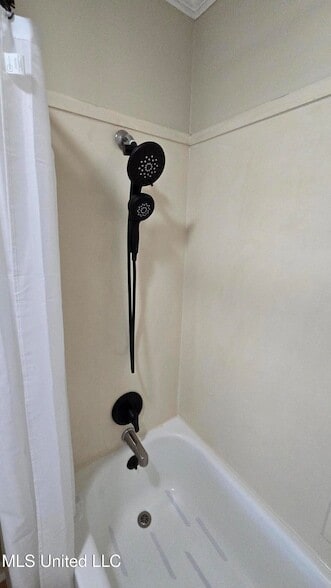 Building Photo - 933 Glastonbury Cir