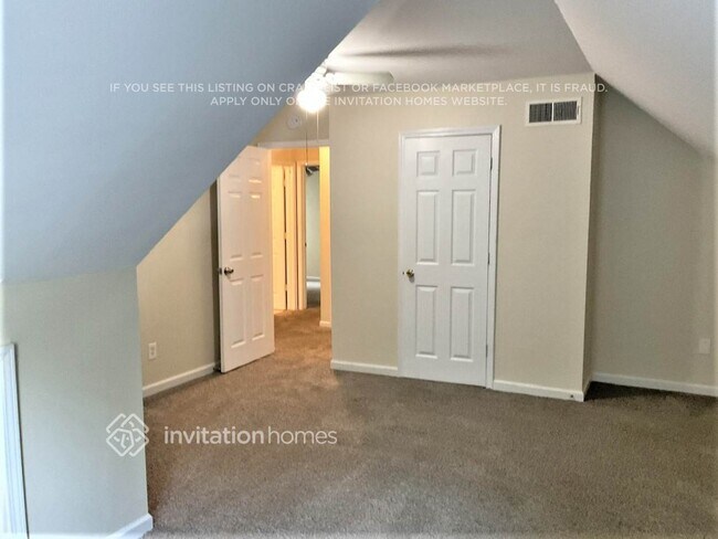 Building Photo - 100 Pepperwood Dr