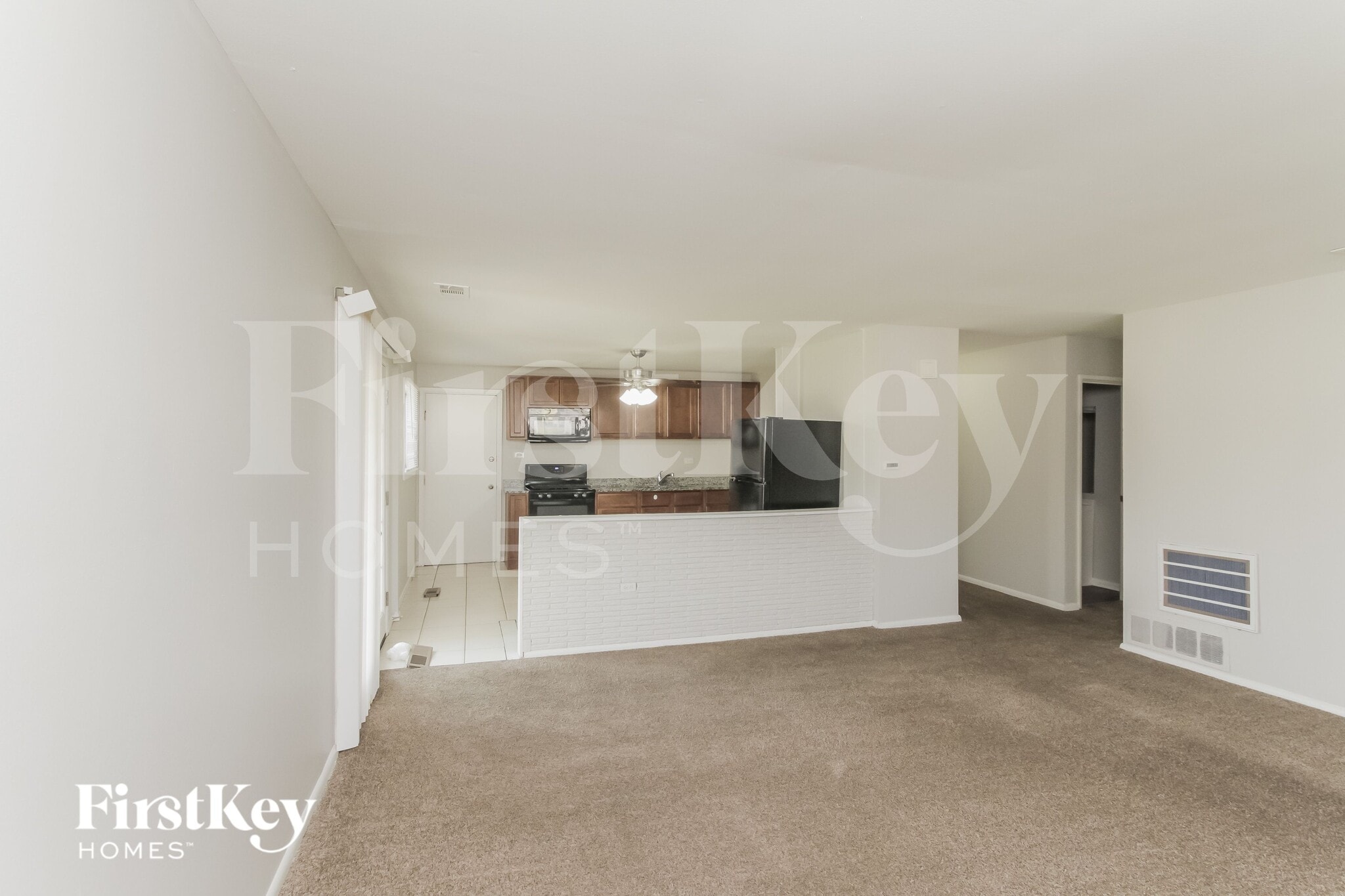 Building Photo - 17031 S 88th Ave