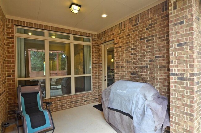 Building Photo - 12812 Black Hills Dr