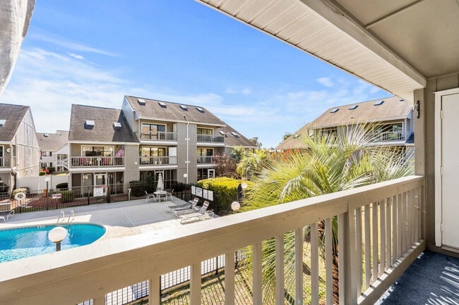 Building Photo - 1890E Auburn Ln