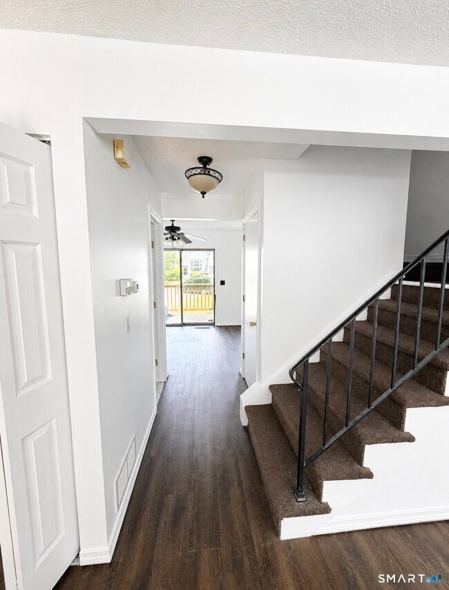Building Photo - 309 Terrace Ave