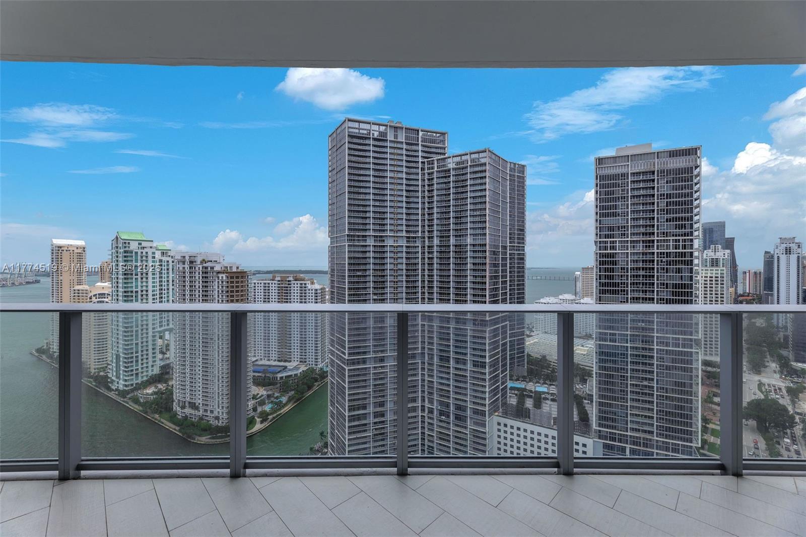 Building Photo - 200 Biscayne Blvd