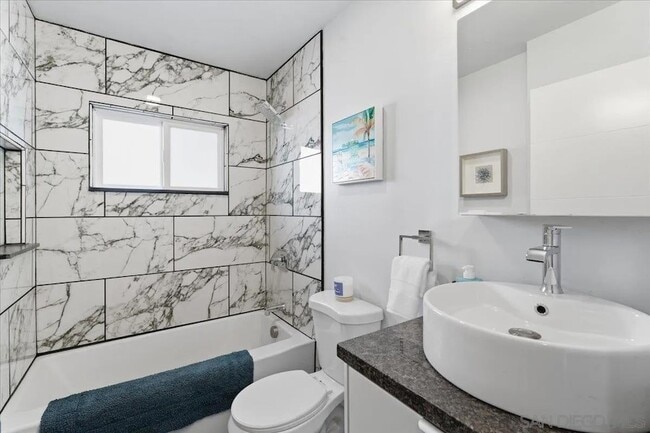 Building Photo - 5447 Soledad Rd